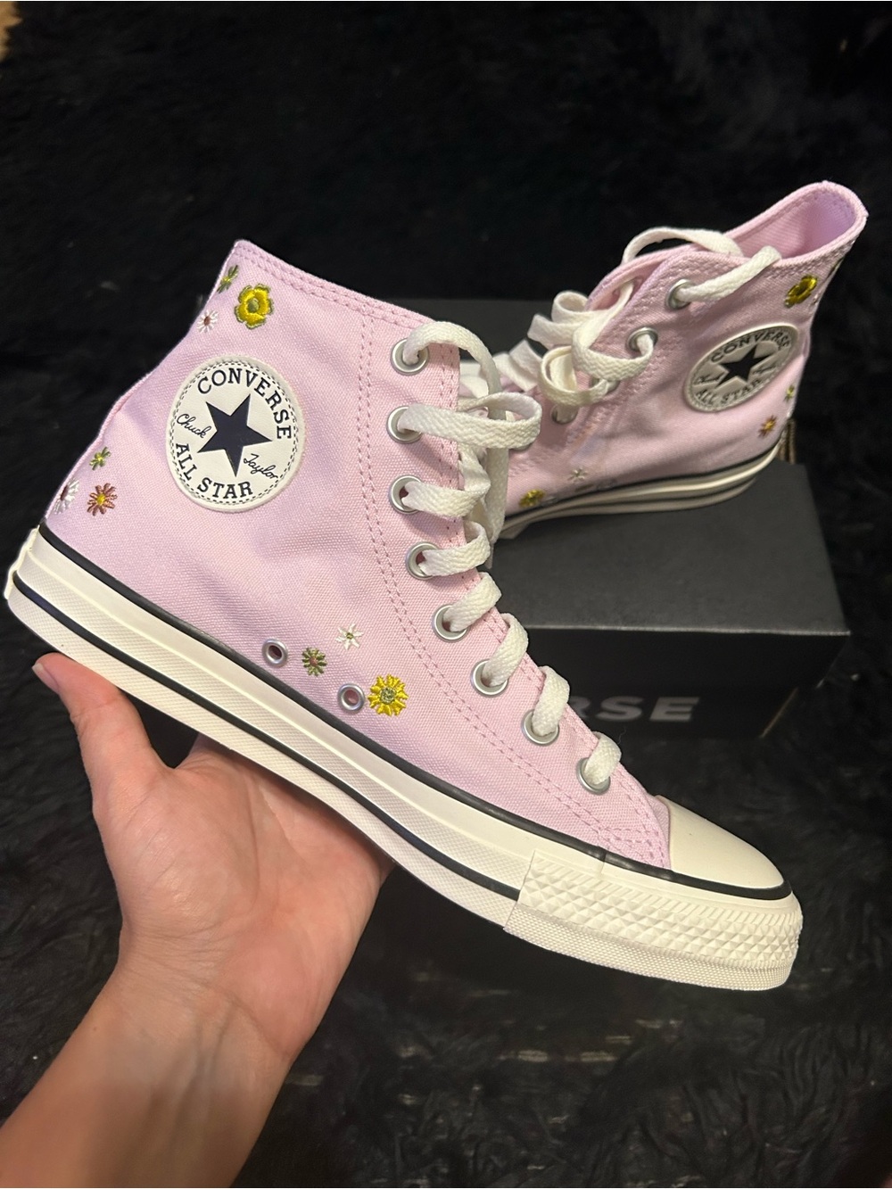 CONVERSE Ctas Hi top pink floral embroidered lace up shoes sneakers women’s 8.5